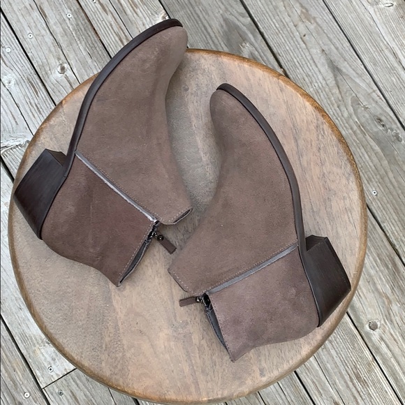 Thursday Boot Co. Suede Downtown Ankle Boot Sz 8.5 - Picture 7 of 10